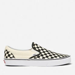 Vans Classic Slip-On Trainers - Black/White Checkerboard