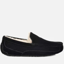 UGG Men's Ascot Suede Slippers - Black
